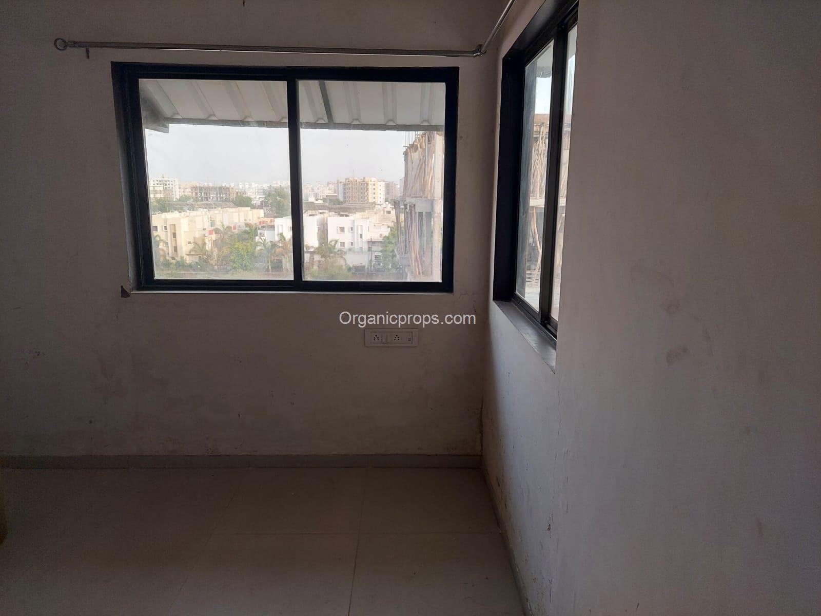 Ground Floor Bed Room Windows20230210190326656.jpeg